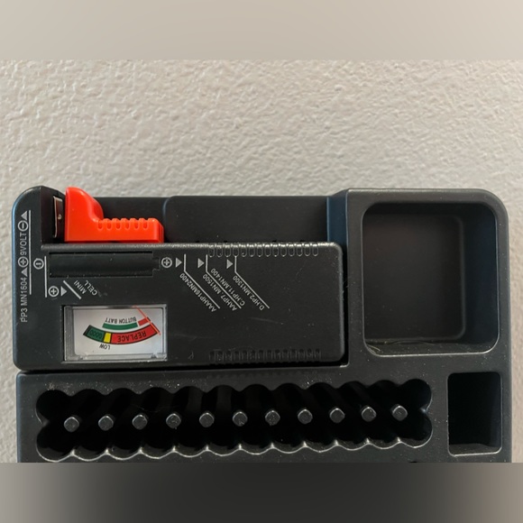 Battery organizer - Picture 2 of 2